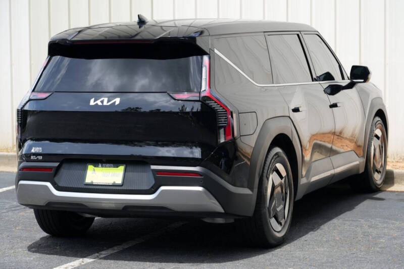 2026 Kia EV9 Light Long Range