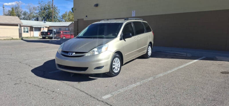 2006 Toyota Sienna CE 8 Passenger