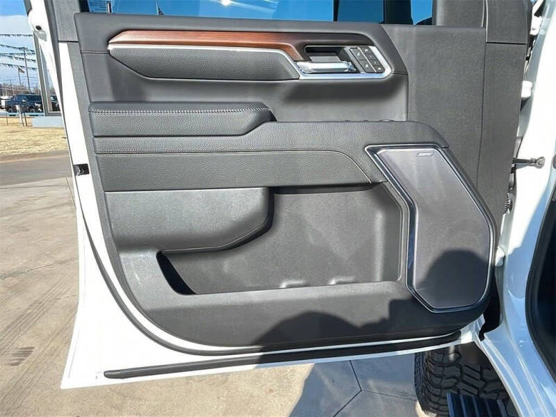 2025 GMC Sierra 2500HD