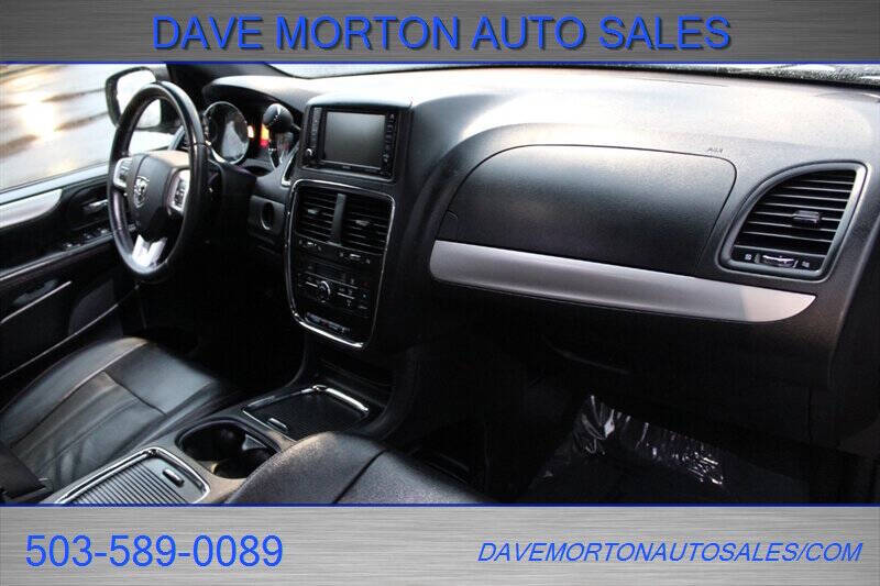 2016 Dodge Grand Caravan R/T