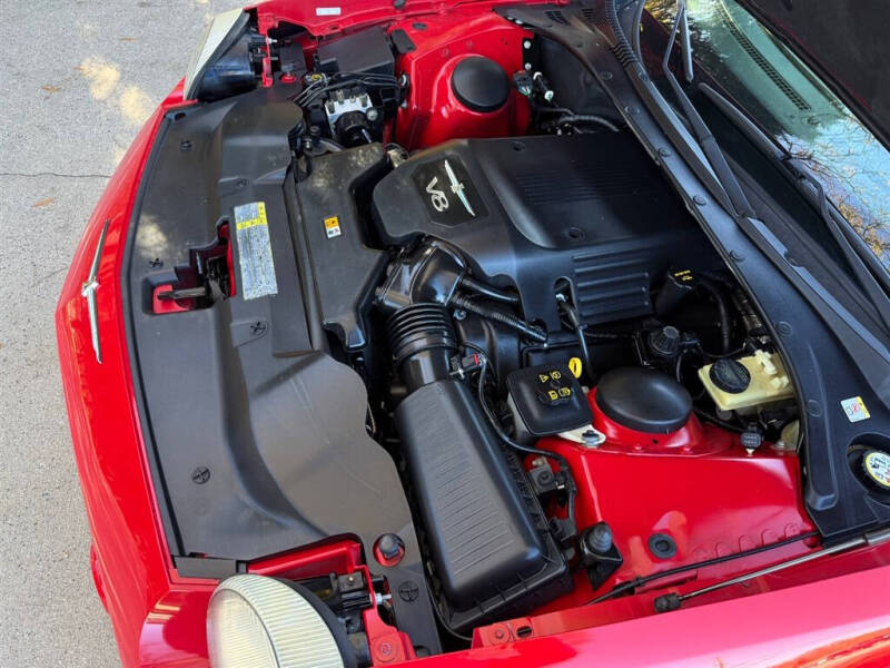 2004 Ford Thunderbird Deluxe