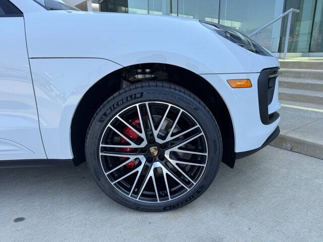 2025 Porsche Macan S