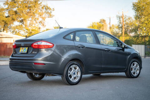 2016 Ford Fiesta SE