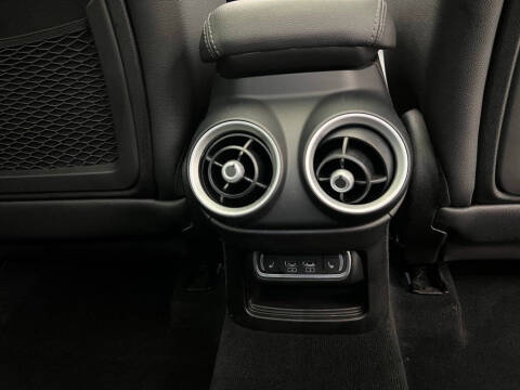 2022 Alfa Romeo Stelvio Veloce