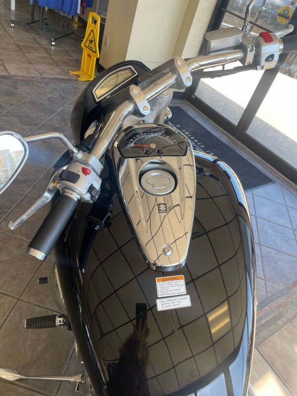 2025 Suzuki Boulevard M109R