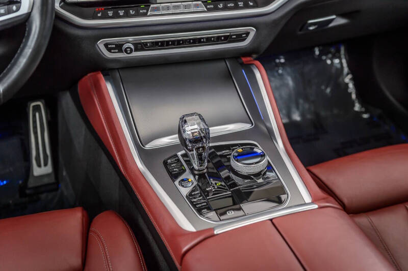 2022 BMW X6 xDrive40i