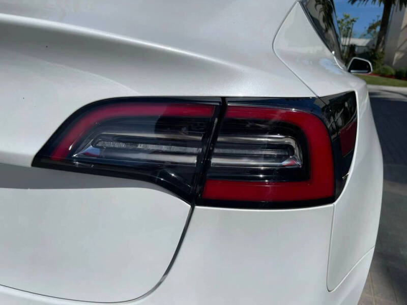 2020 Tesla Model 3 Standard Range Plus