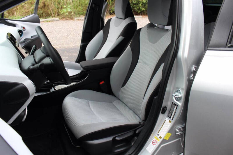 2017 Toyota Prius Three