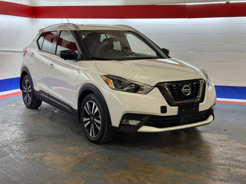 2020 Nissan Kicks SR