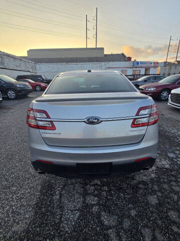 2013 Ford Taurus Limited