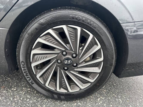 2024 Hyundai Sonata Hybrid SEL