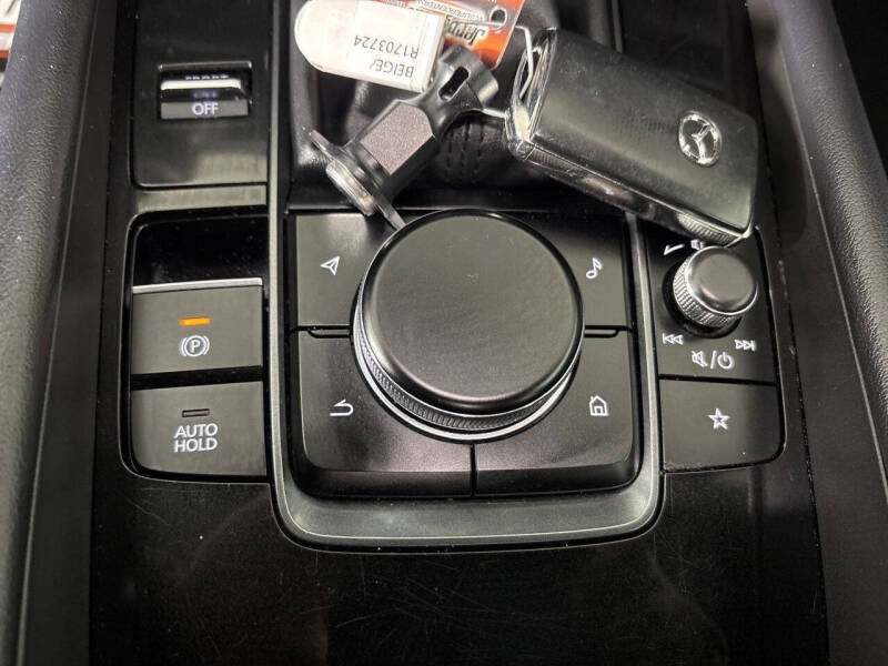 2024 Mazda Mazda3 Hatchback 2.5 Carbon Turbo