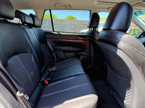 2012 Subaru Outback 3.6R Limited