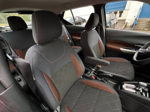 2018 Nissan Kicks SR