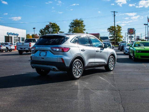 2022 Ford Escape Titanium