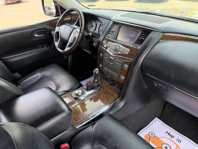 2017 Infiniti QX80