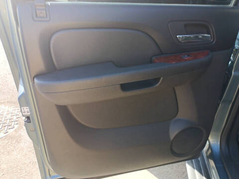 2010 GMC Yukon XL SLT