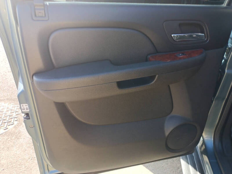 2010 GMC Yukon XL SLT