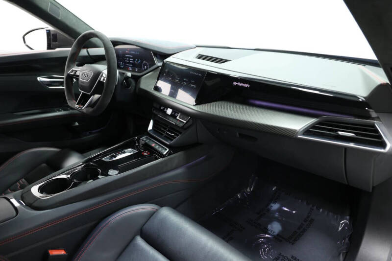 2022 Audi RS e-tron GT quattro