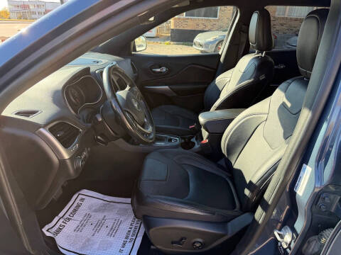 2021 Jeep Cherokee 80th Anniversary Edition