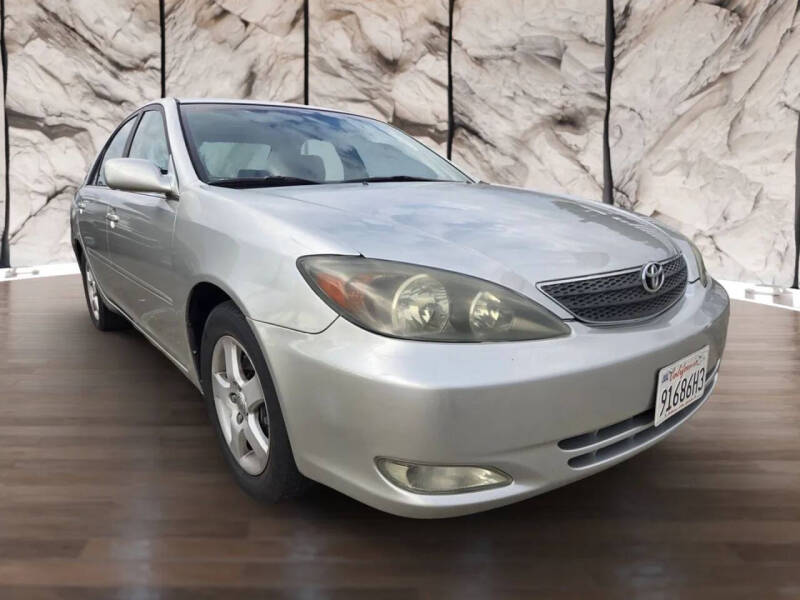 2003 Toyota Camry SE V6