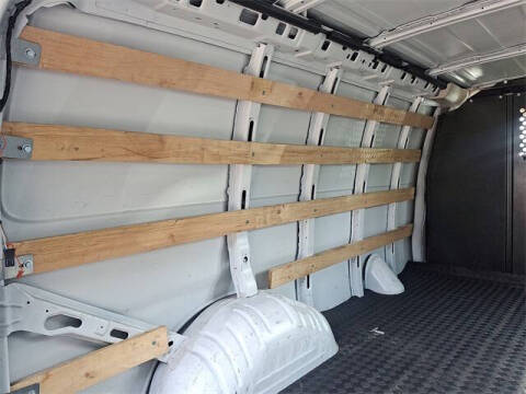 2023 Chevrolet Express 2500