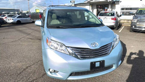 2017 Toyota Sienna