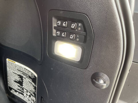 2018 Lexus LX 570 Three-Row