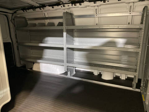 2025 Chevrolet Express 2500