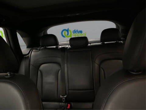 2015 Audi Q3 2.0T quattro Prestige