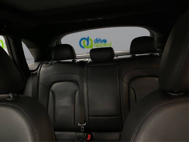 2015 Audi Q3 2.0T quattro Prestige