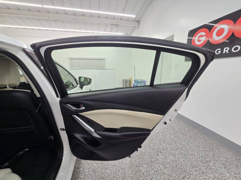 2015 Mazda MAZDA6 i Grand Touring