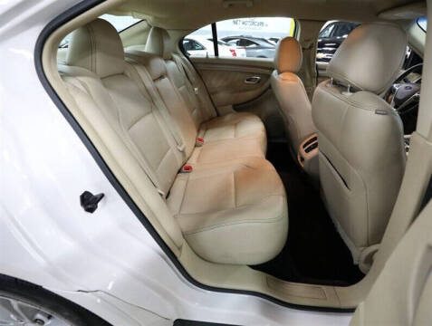 2015 Ford Taurus SEL