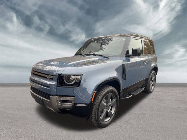 2025 Land Rover Defender 90 P400 X-Dynamic SE