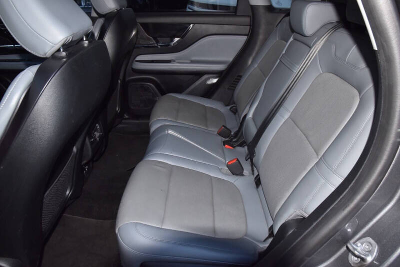 2022 Lincoln Corsair Standard