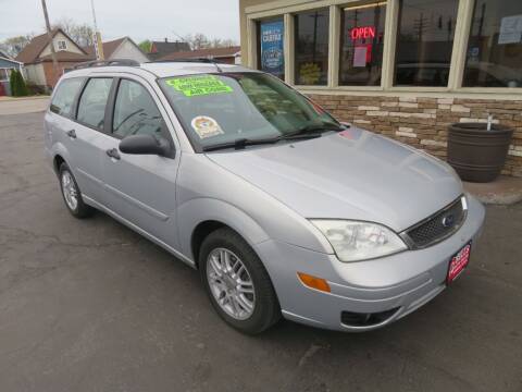 2005 Ford Focus for sale at Bells Auto Sales in Hammond IN