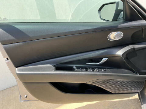 2023 Hyundai Elantra