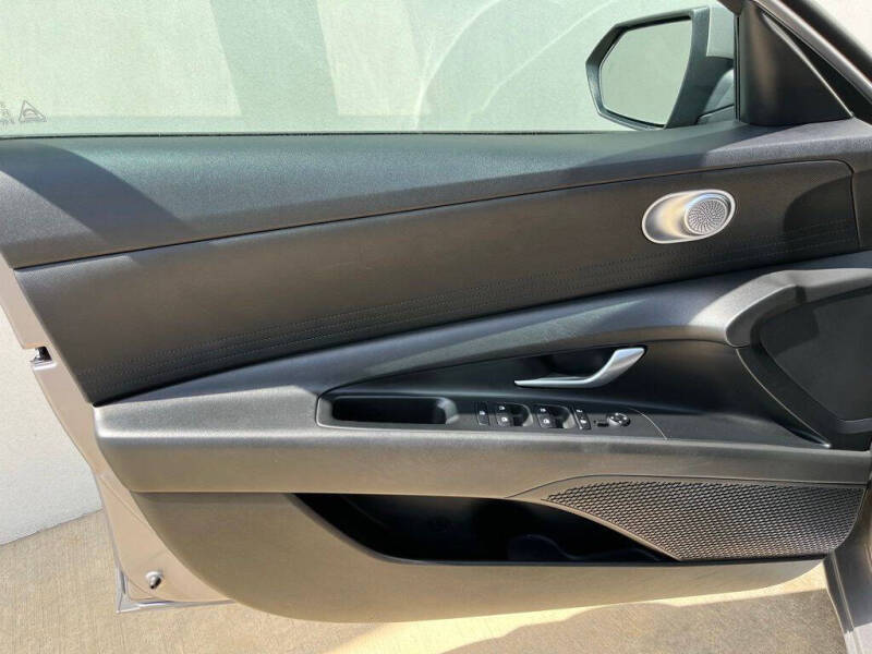 2023 Hyundai Elantra