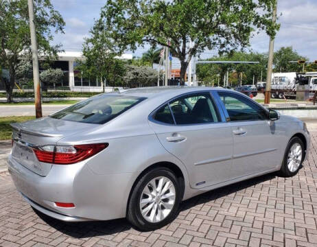 2013 Lexus ES 300h