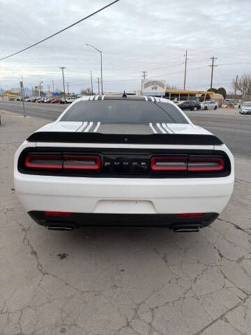 2015 Dodge Challenger R/T Plus Shaker