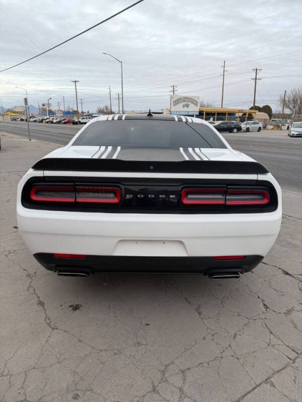 2015 Dodge Challenger R/T Plus Shaker