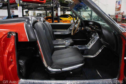 1965 Ford Thunderbird