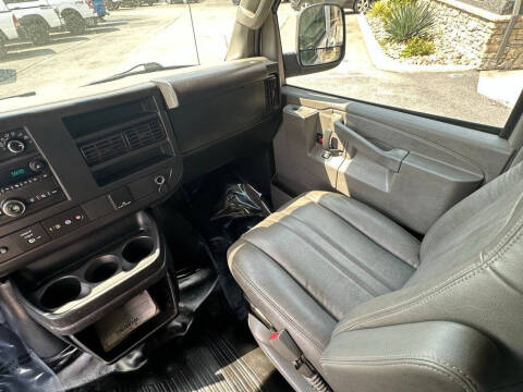 2018 Chevrolet Express 2500