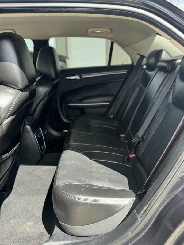 2019 Chrysler 300 Touring L