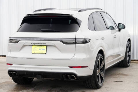 2020 Porsche Cayenne Turbo