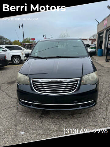 2014 Chrysler Town and Country for sale at Berri Motors in Detroit MI