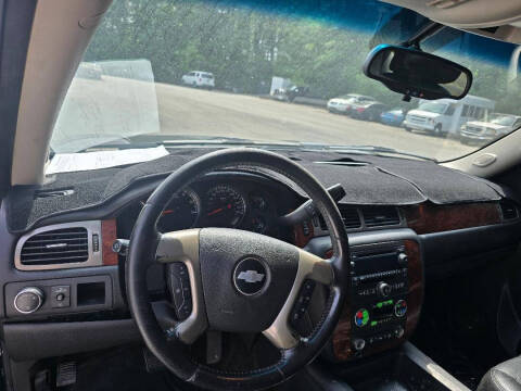 2013 Chevrolet Suburban LT