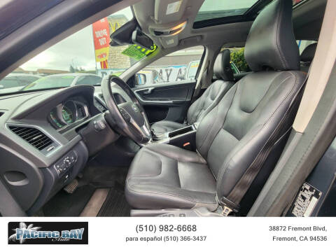 2015 Volvo XC60 T5 Drive-E Premier