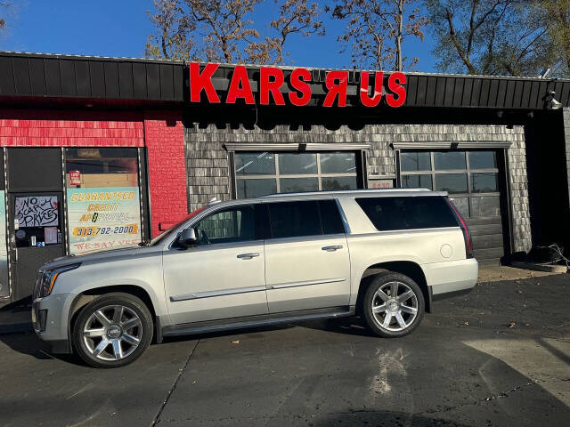 2020 Cadillac Escalade ESV for sale at Kars R Us in Dearborn Heights, MI