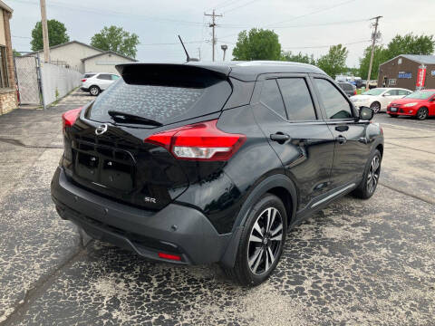 2020 Nissan Kicks SR